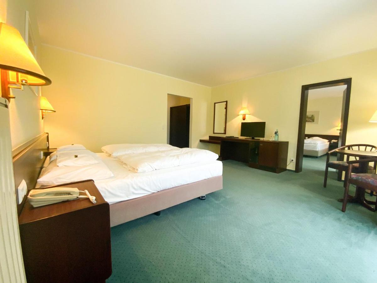 Heidehotel Lubast Esterno foto