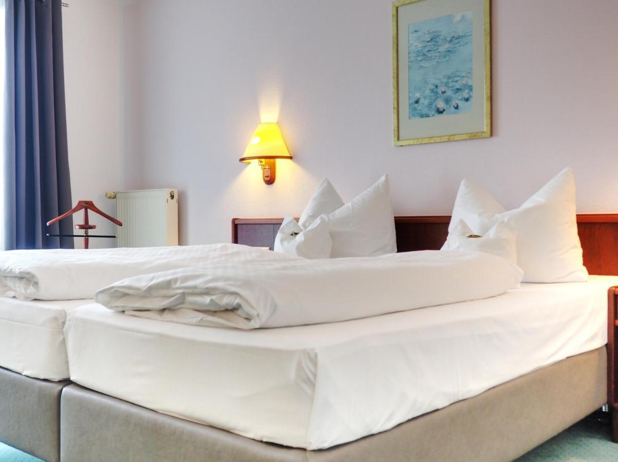 Heidehotel Lubast Esterno foto